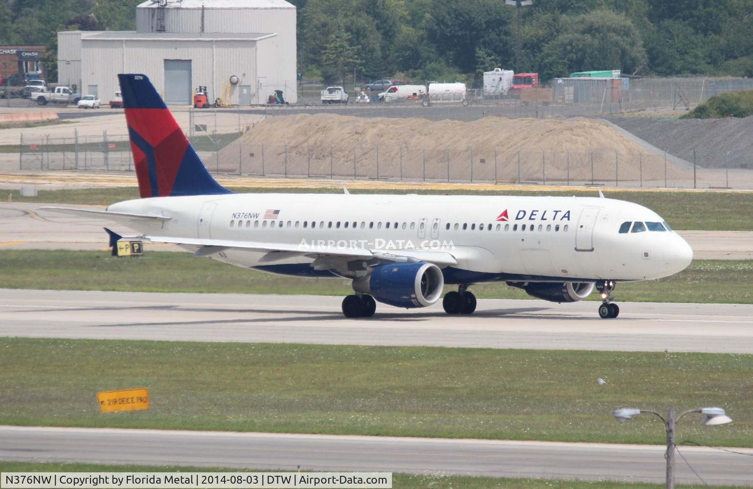N376NW, 2002 Airbus A320-212 C/N 1812, Delta