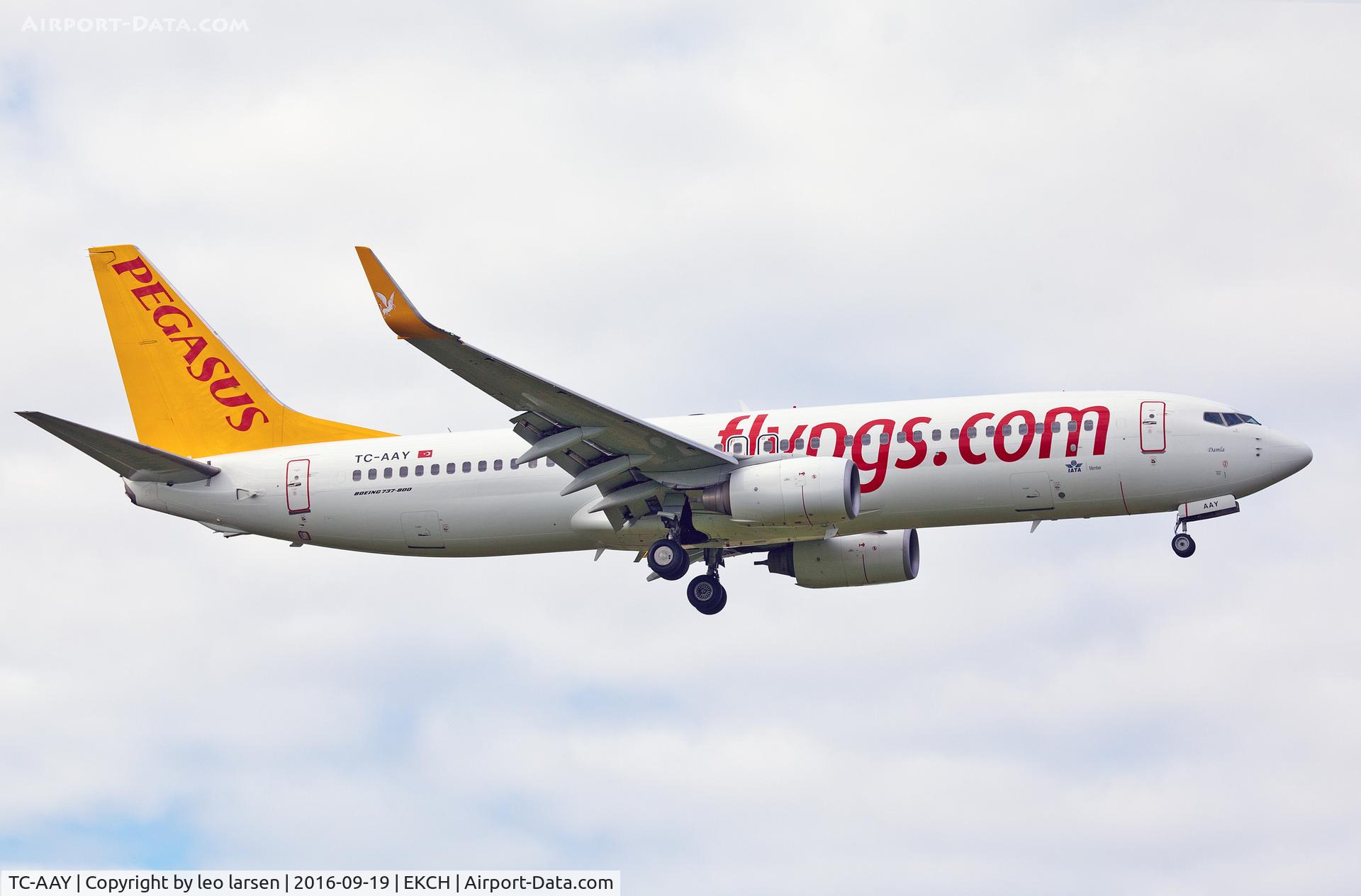 TC-AAY, 2010 Boeing 737-82R C/N 40874, Copenhagen 19.9.16 with name 