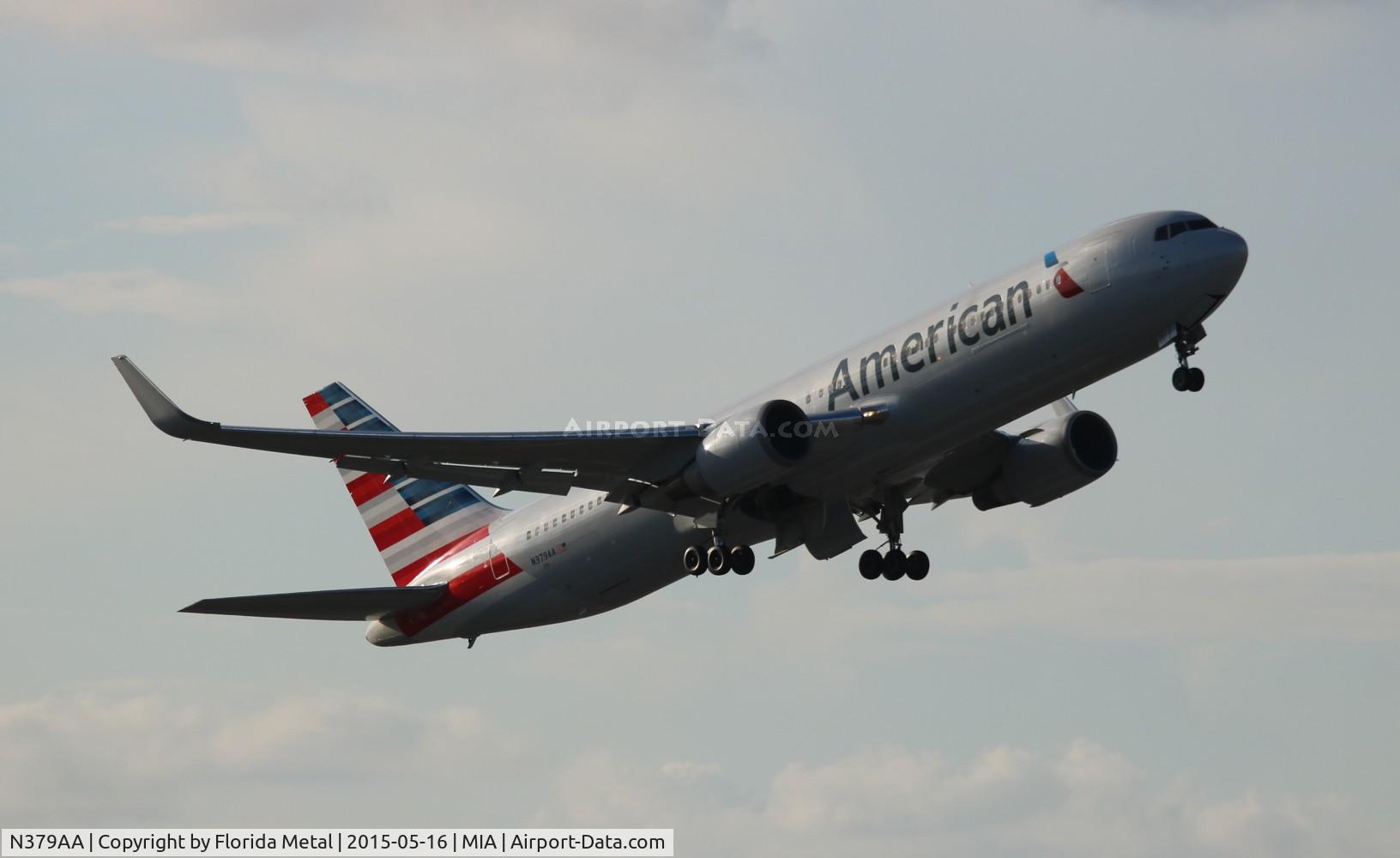N379AA, 1993 Boeing 767-323/ER C/N 25448, American