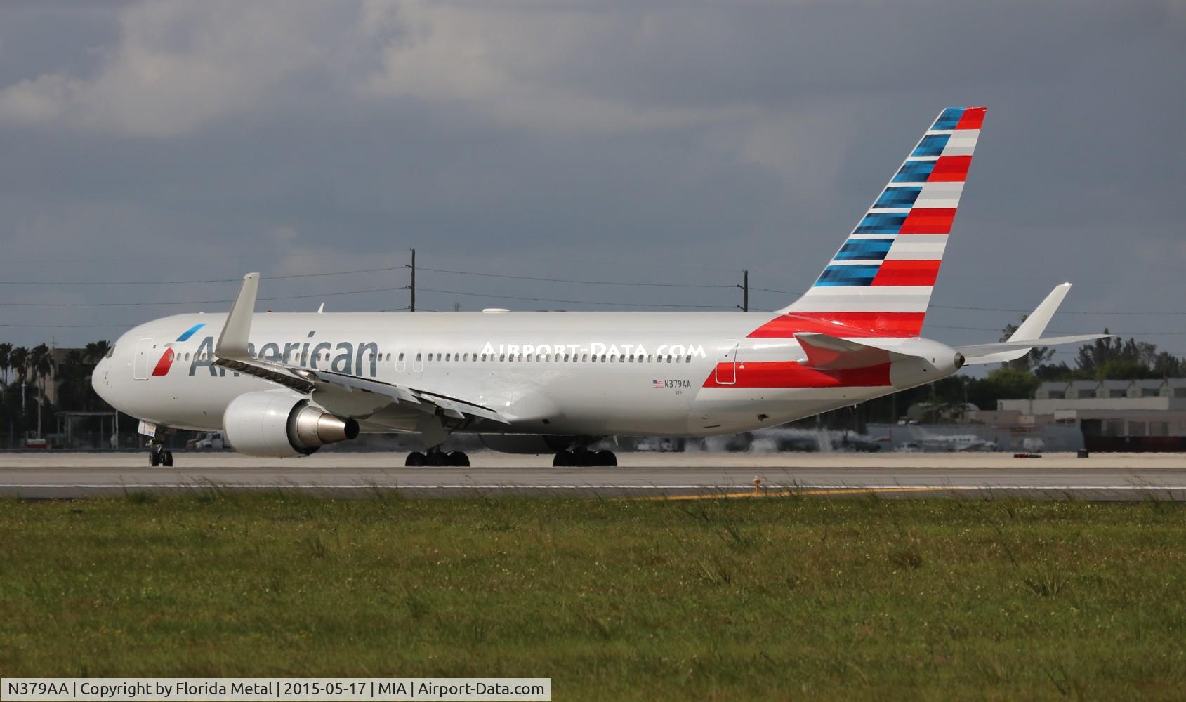 N379AA, 1993 Boeing 767-323/ER C/N 25448, American