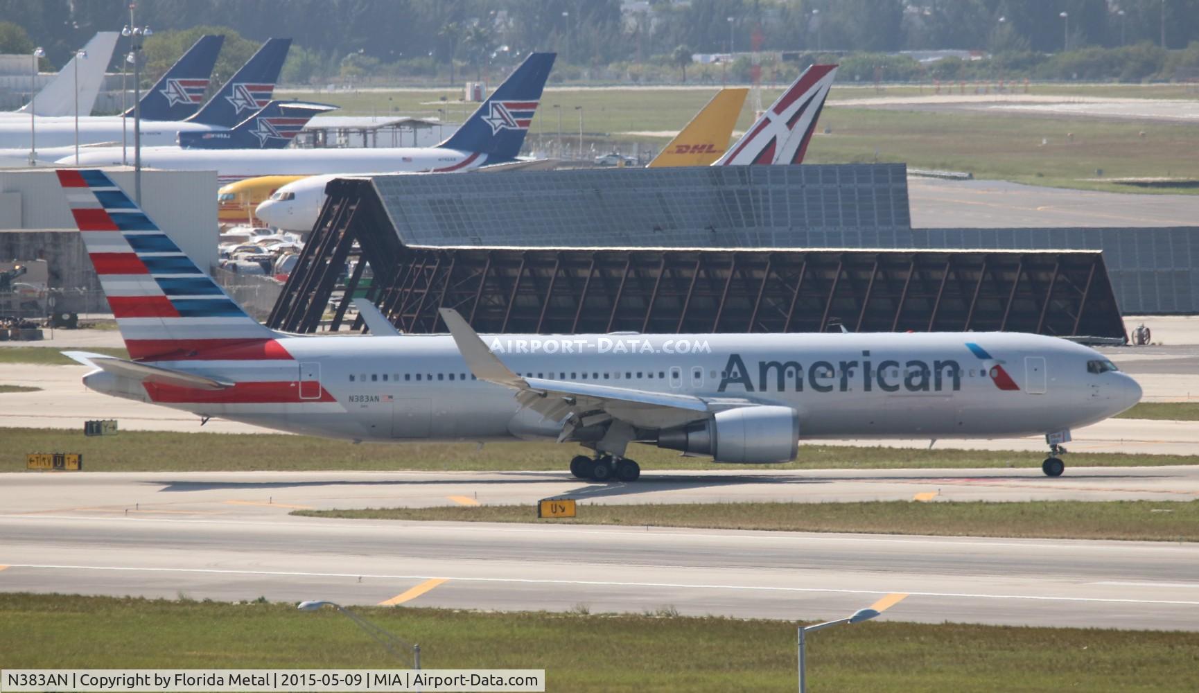 N383AN, 1993 Boeing 767-323 C/N 26995, American