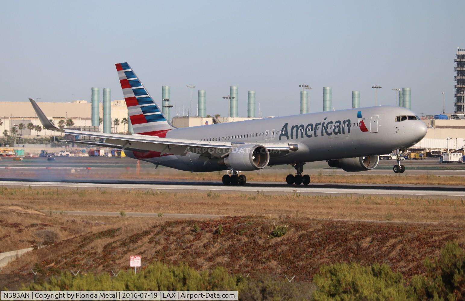 N383AN, 1993 Boeing 767-323 C/N 26995, American