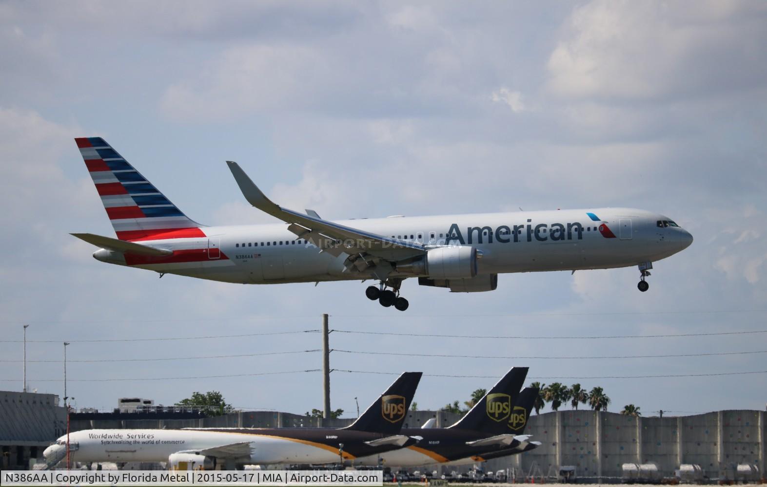 N386AA, 1994 Boeing 767-323/ER C/N 27060, American