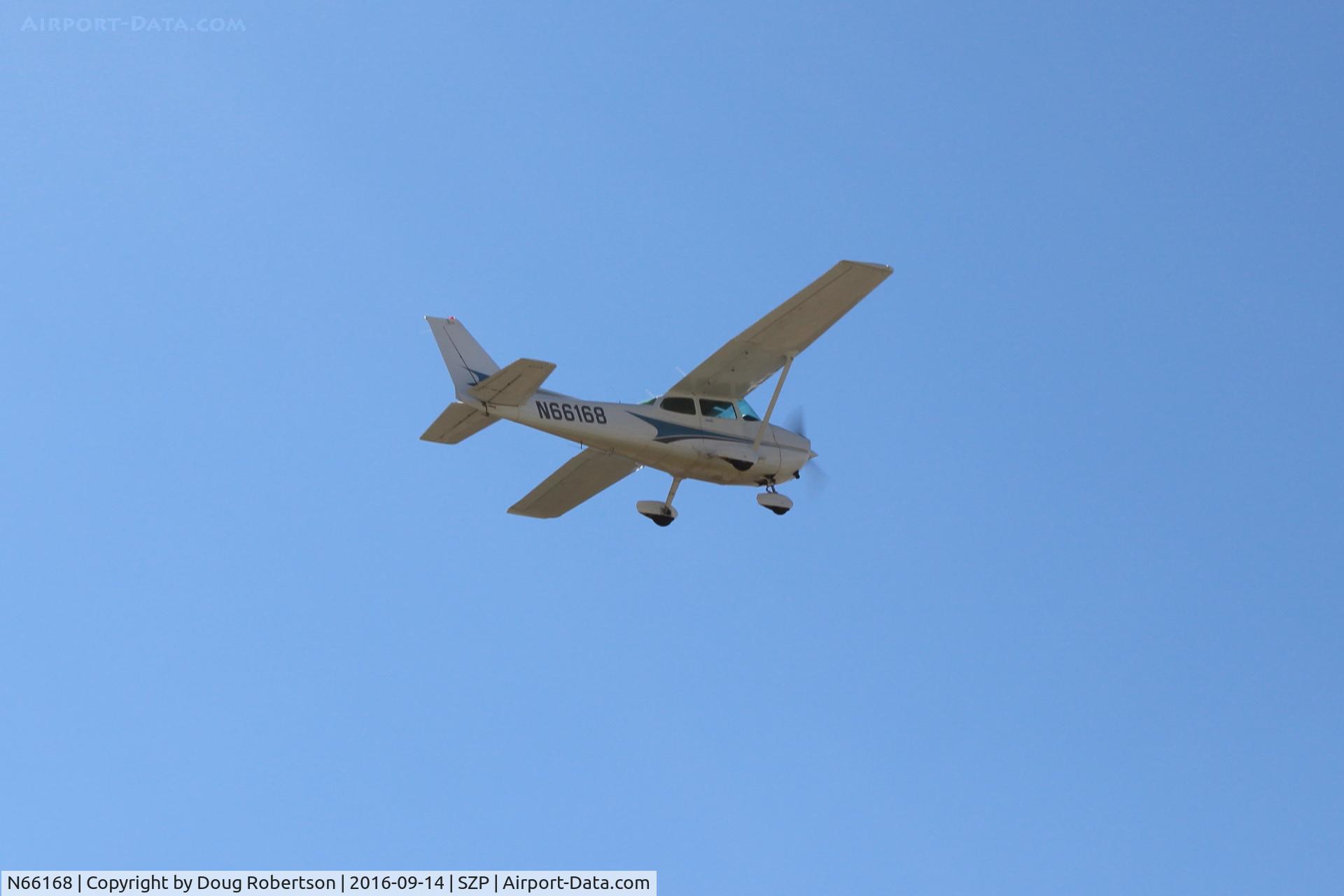 N66168, 1983 Cessna 172P C/N 17275974, 1983 Cessna 172P, Lycoming O-320-D2J 160 Hp, takeoff climb Rwy 22