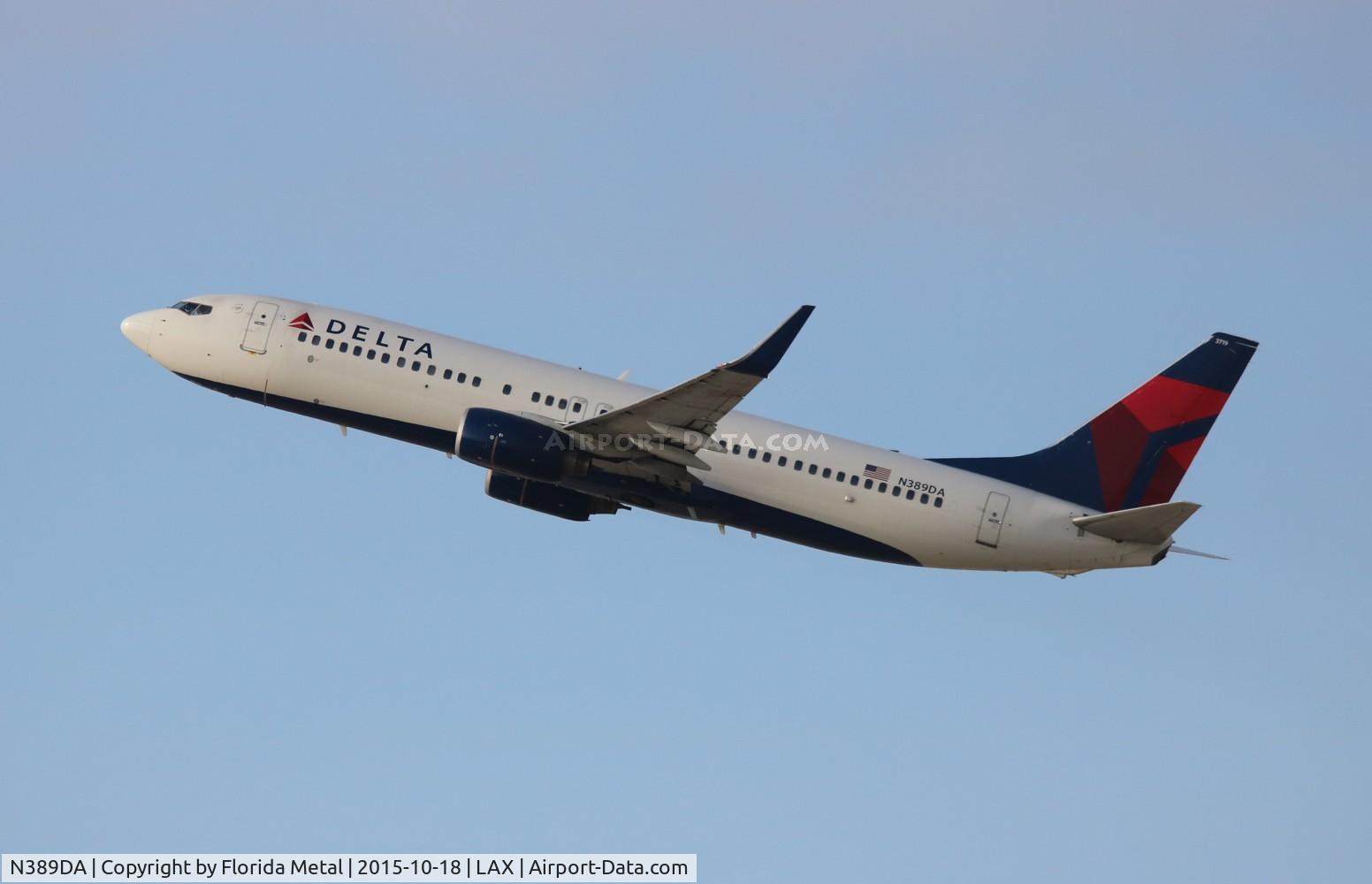 N389DA, 2000 Boeing 737-832 C/N 30376, Delta