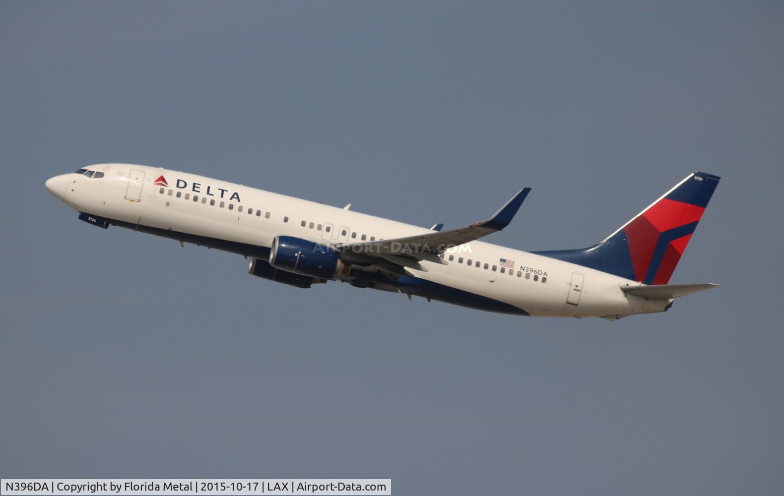 N396DA, 2000 Boeing 737-832 C/N 30378, Delta