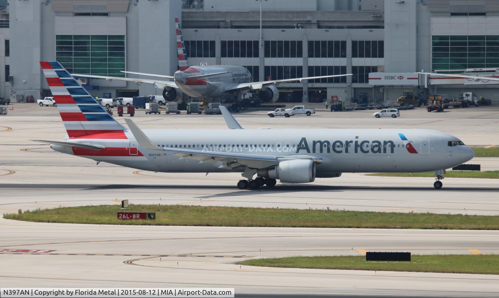 N397AN, 1999 Boeing 767-323/ER C/N 29604, American