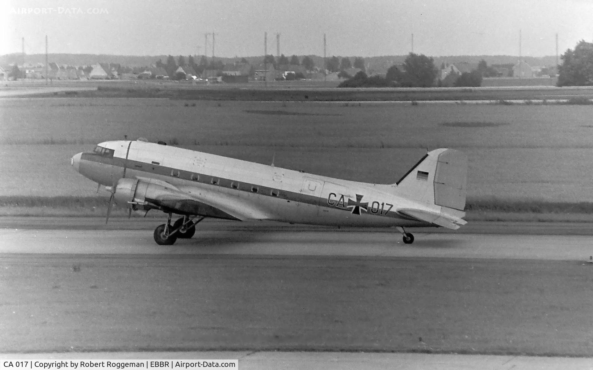 CA 017, Douglas C-47D Skytrain C/N 0000, WGAF.1964.CA+017.USAF 44-76482.RAF KN393.C/N 32814.