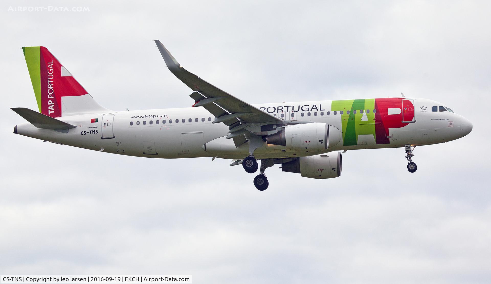 CS-TNS, 2009 Airbus A320-214 C/N 4021, Copenhagen 19.9.16.Now with Winglets.