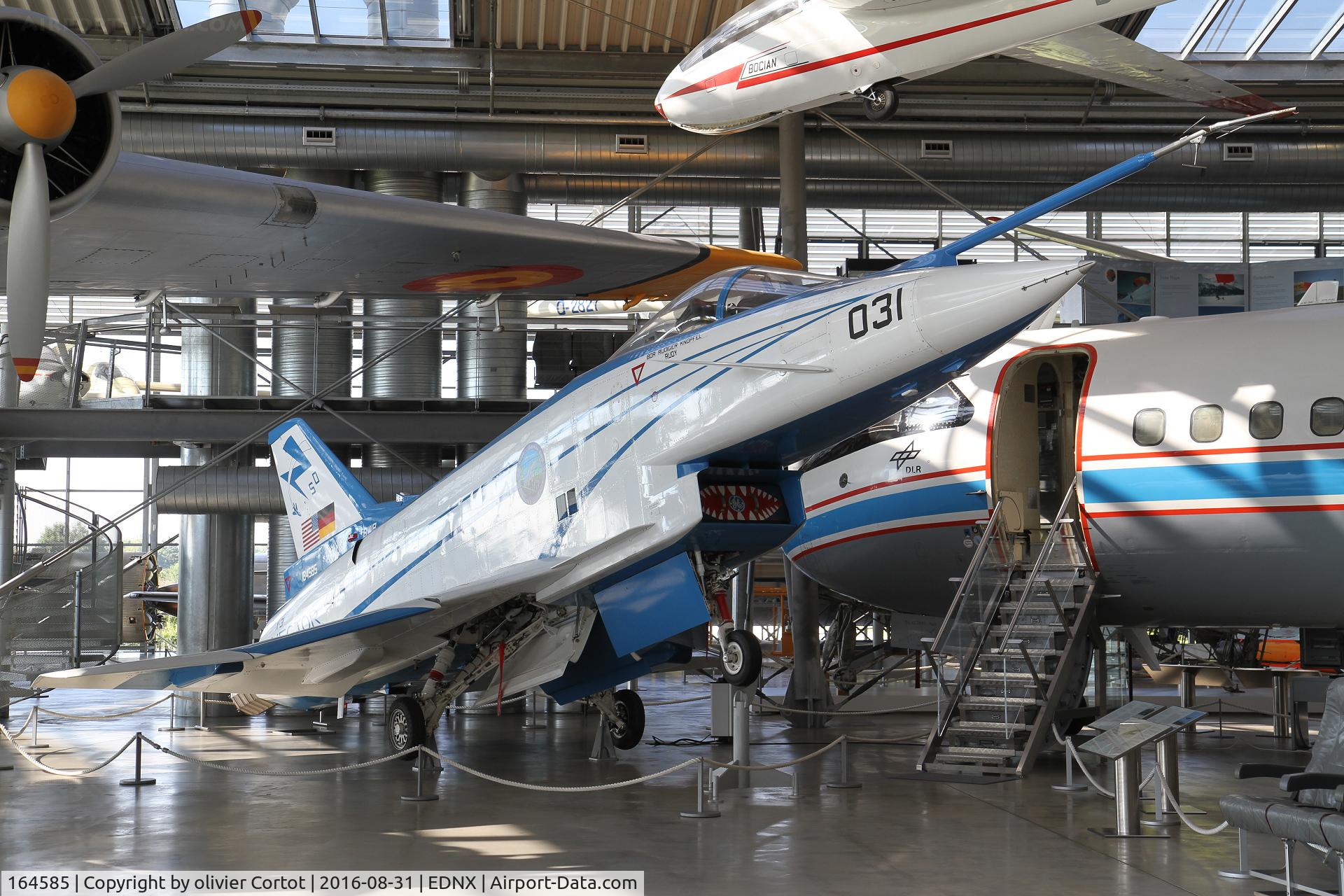164585, Rockwell-MBB X-31A C/N 2, Change in the way of displaying the aircraft. In Deutsches Museum Flugwerft Schleissheim, near Munich.