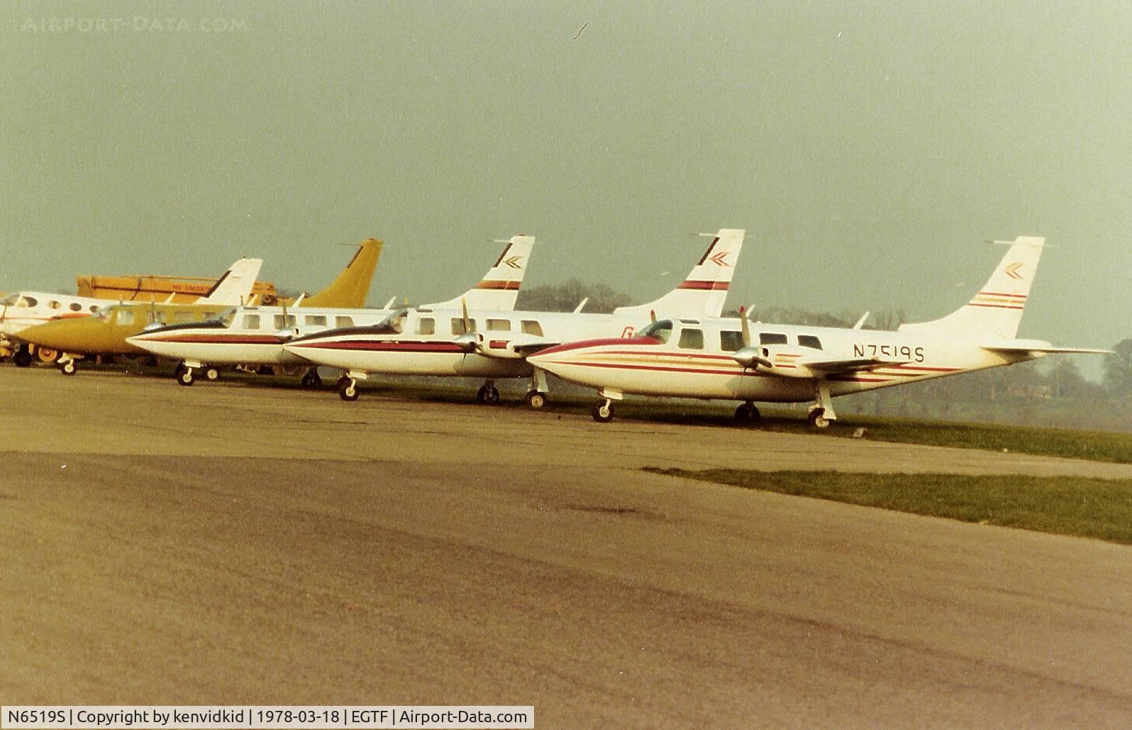 N6519S, 1978 Ted Smith Aerostar 600 C/N 61-0186-087, At Fairoaks before being exported to Canada.