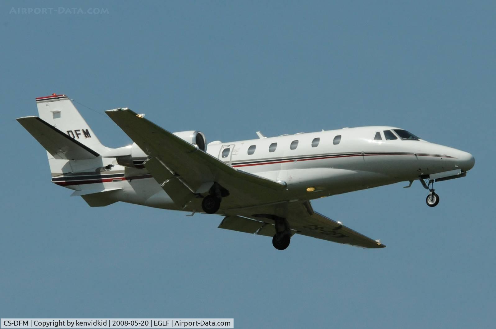 CS-DFM, 2002 Cessna 560XL Citation Excel C/N 560-5257, On finals to runway 06 at Farnborough.