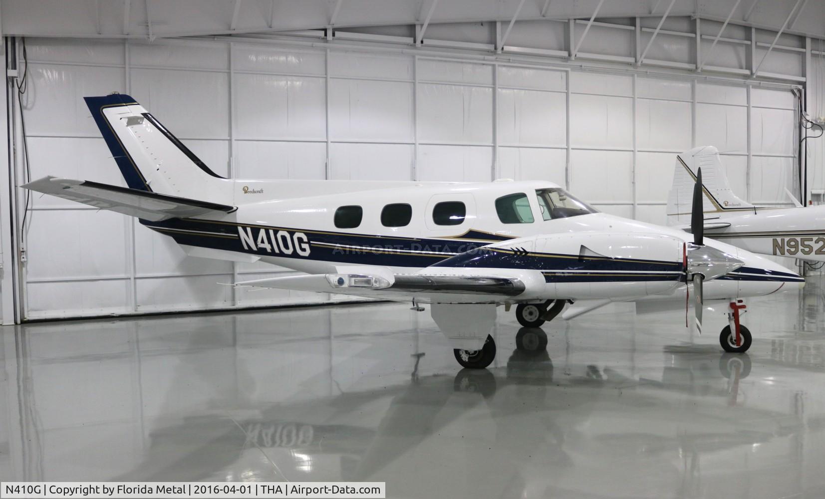N410G, 1982 Beech B-60 Duke C/N P-596, Beech Duke