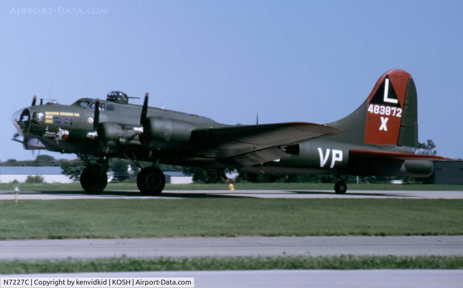 N7227C, 1944 Boeing B-17G Fortress C/N 32513, At Air Adventure 1993 Oshkosh.
