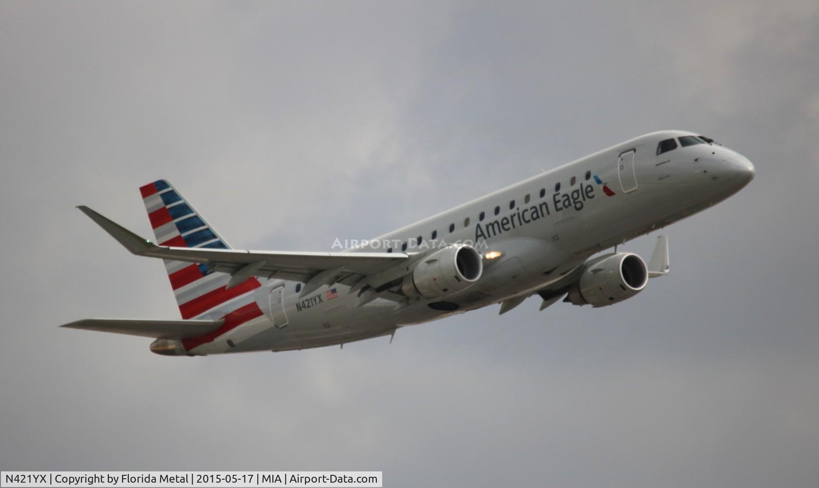 N421YX, 2014 Embraer 175LR (ERJ-170-200LR) C/N 17000386, American Eagle
