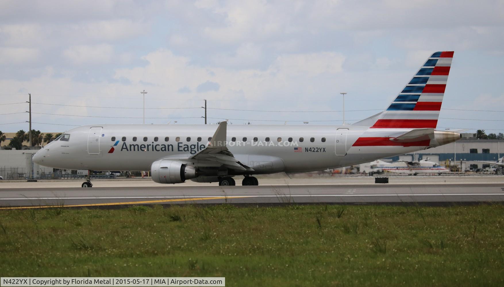 N422YX, 2014 Embraer 175LR (ERJ-170-200LR) C/N 17000387, American Eagle