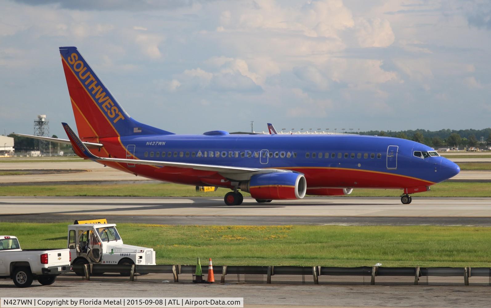 N427WN, 2002 Boeing 737-7H4 C/N 29831, Southwest