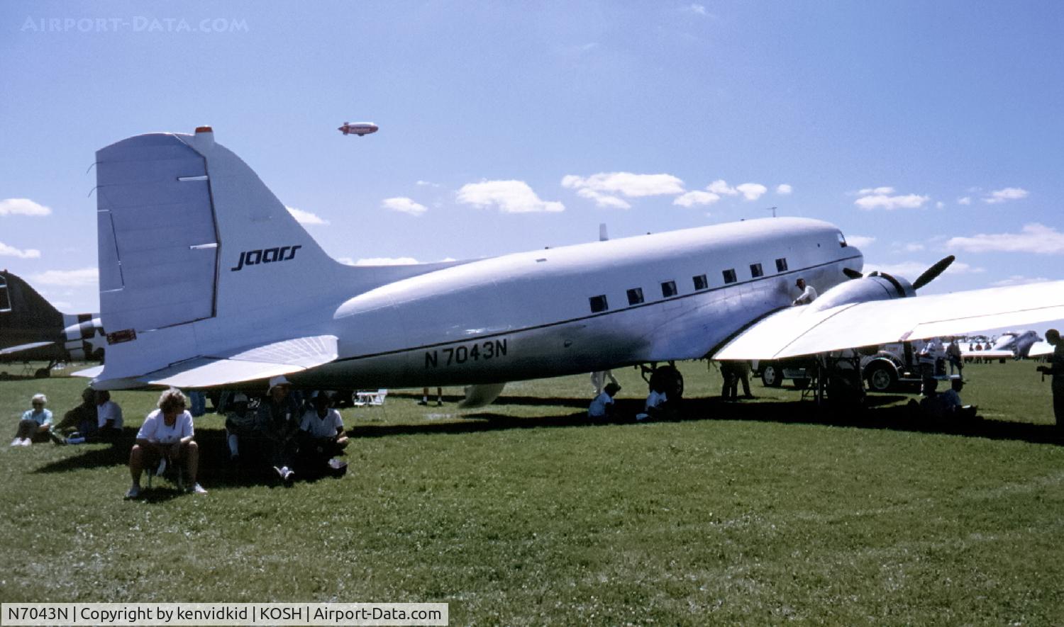 N7043N, 1943 Douglas DC-3C (C-47A-60-DL) C/N 13816, At Air Adventure 1993 Oshkosh.