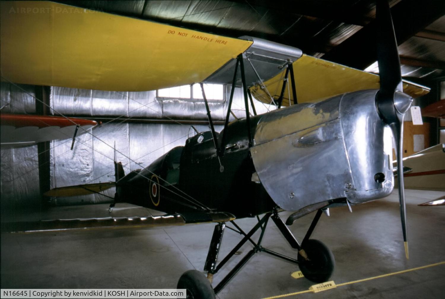 N16645, 1927 De Havilland DH-82A Tiger Moth II C/N 85970, At Air Adventure 1993 Oshkosh.