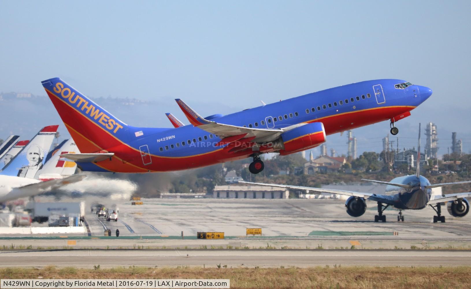 N429WN, 2002 Boeing 737-7H4 C/N 33658, Southwest