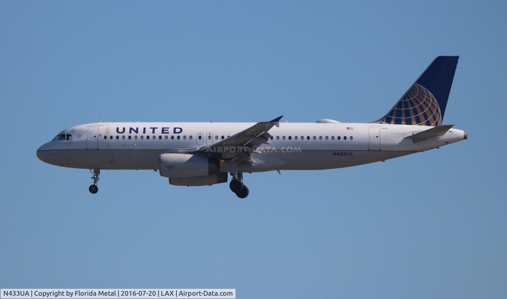 N433UA, 1996 Airbus A320-232 C/N 589, United