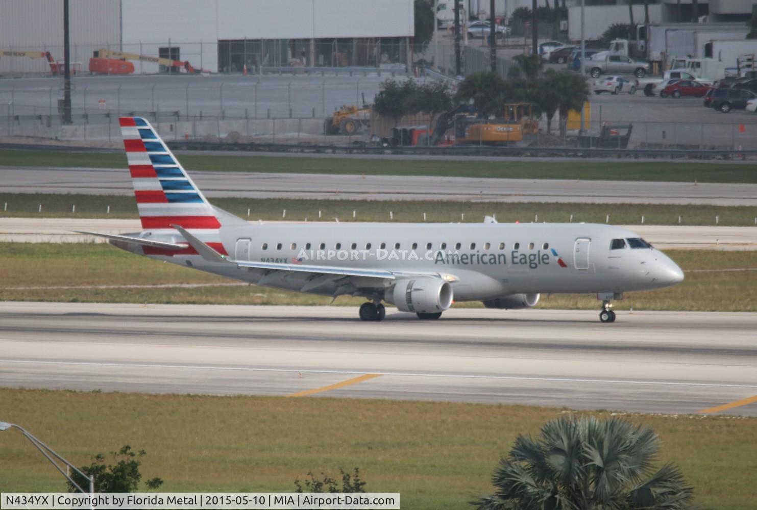 N434YX, 2014 Embraer 175LR (ERJ-170-200LR) C/N 17000418, American Eagle