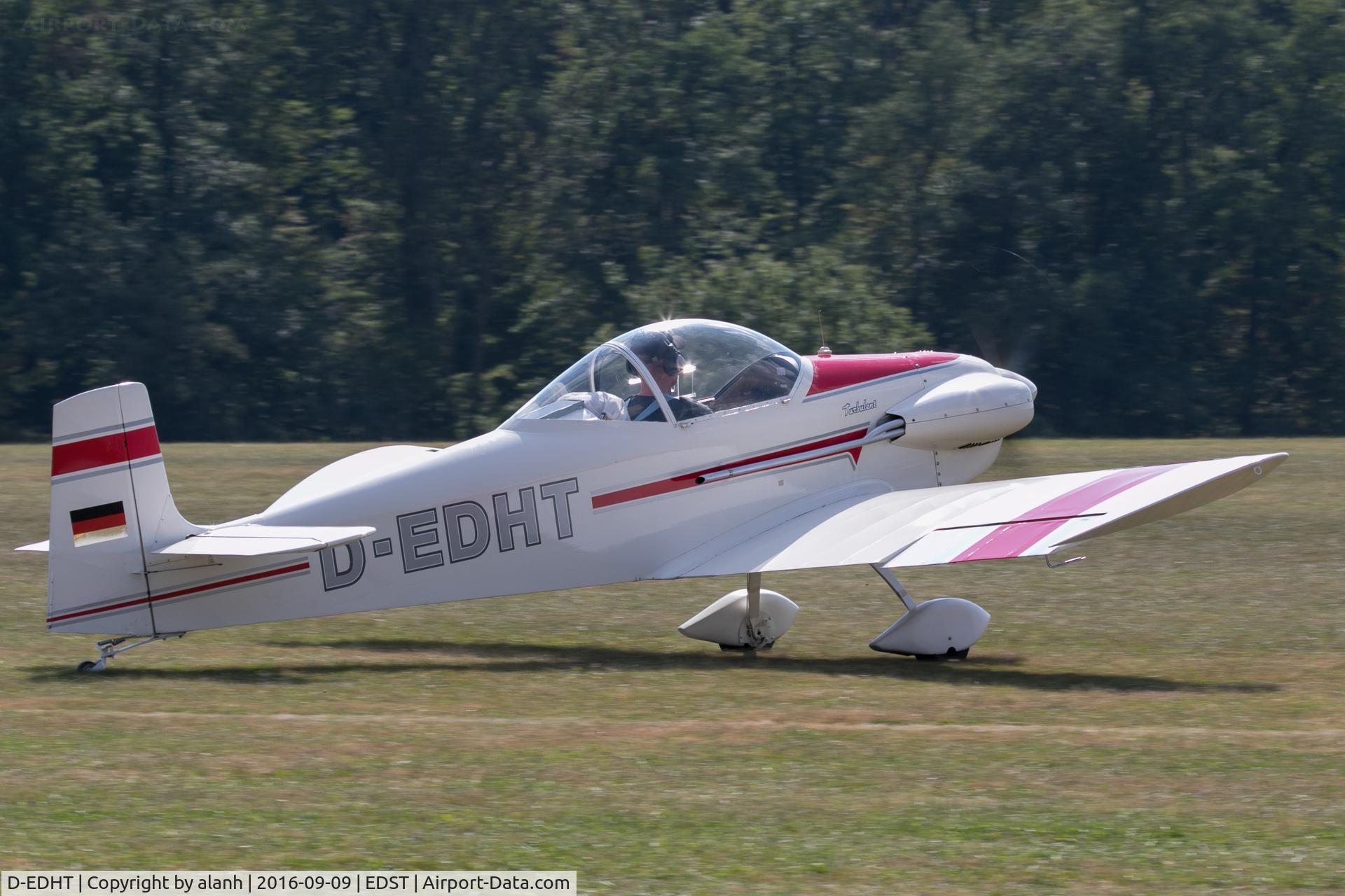 D-EDHT, 1976 Eigenbau D31 Turbulent KWSA Replica C/N D31-01, Arriving at the 2016 Hahnweide Oldtimer Fliegertreffen