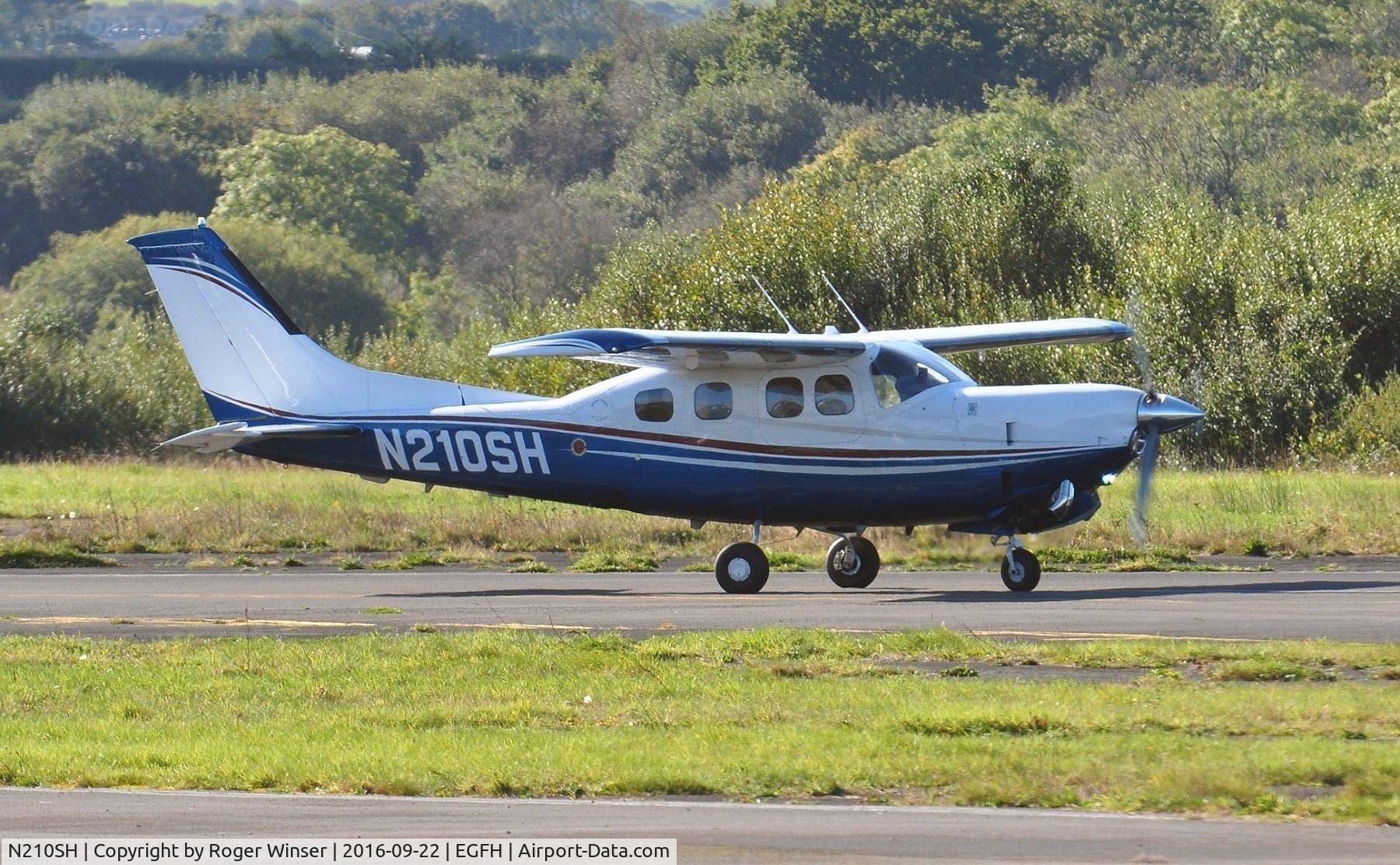 N210SH, 1981 Cessna P210N Pressurised Centurion C/N P21000739, Visiting Pressurised Centurian with the Silver Eagle conversion (450 SHP Rolls-Royce turboprop engine) departing Runway 28.