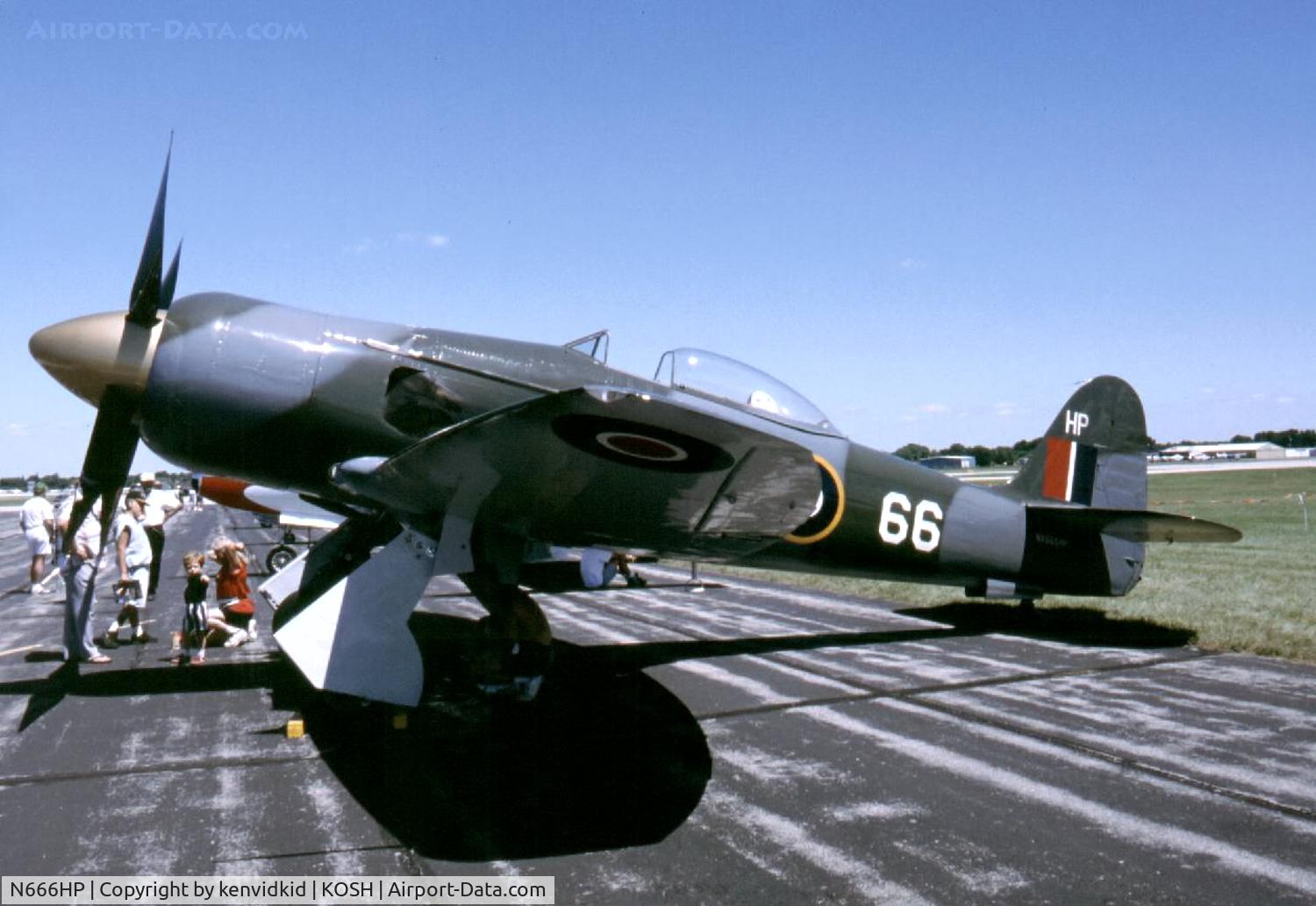 N666HP, 1953 Hawker Sea Fury ISS-25 C/N 37536, At Air Adventure 1993 Oshkosh.
