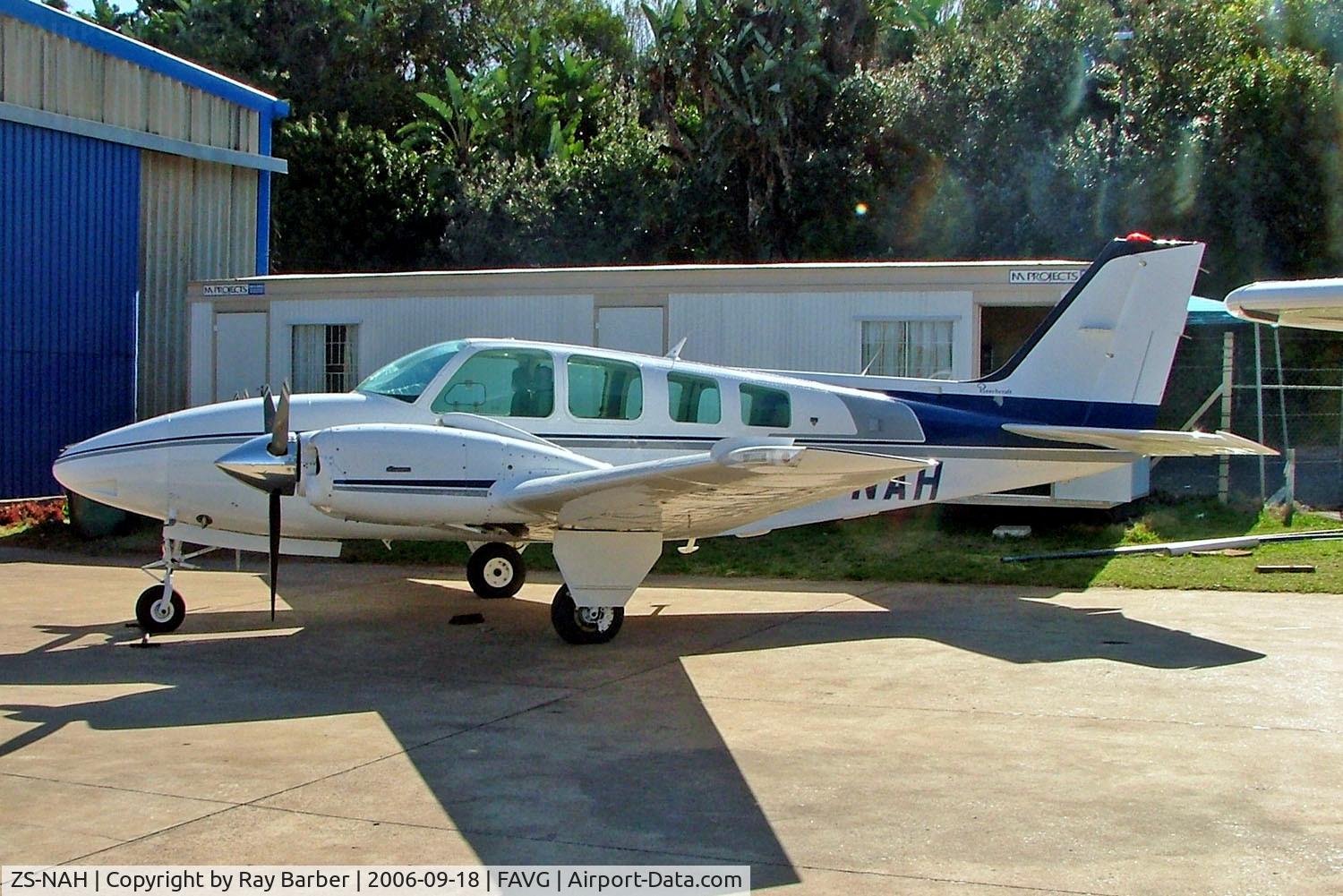 ZS-NAH, Beech 58 Baron C/N TH1171, Beech 58 Baron [TH-1171] Durban-Virginia~ZS 18/09/2006