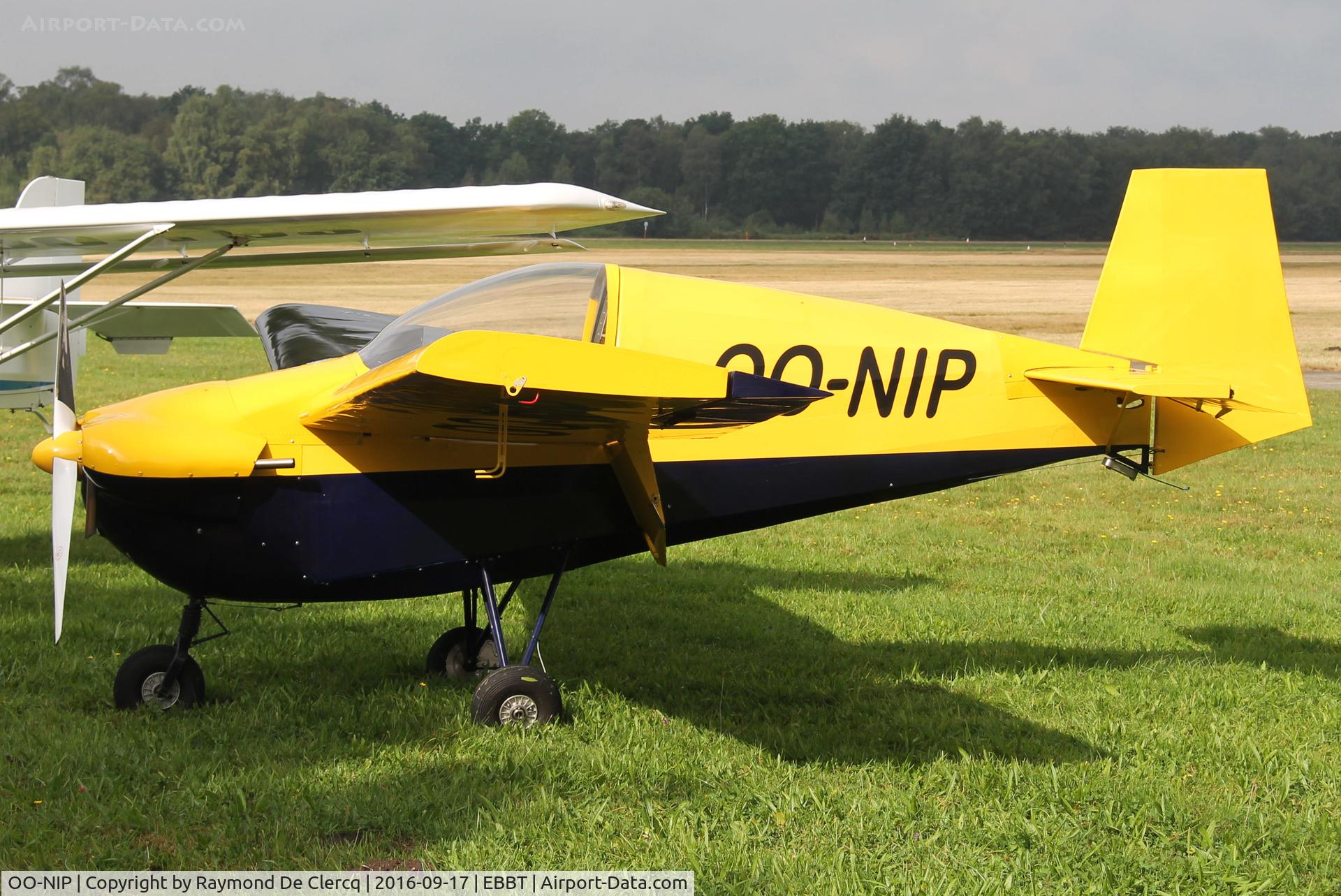 OO-NIP, 1960 Tipsy T-66 Nipper 2 C/N 52, Flying Festival at Brasschaat.