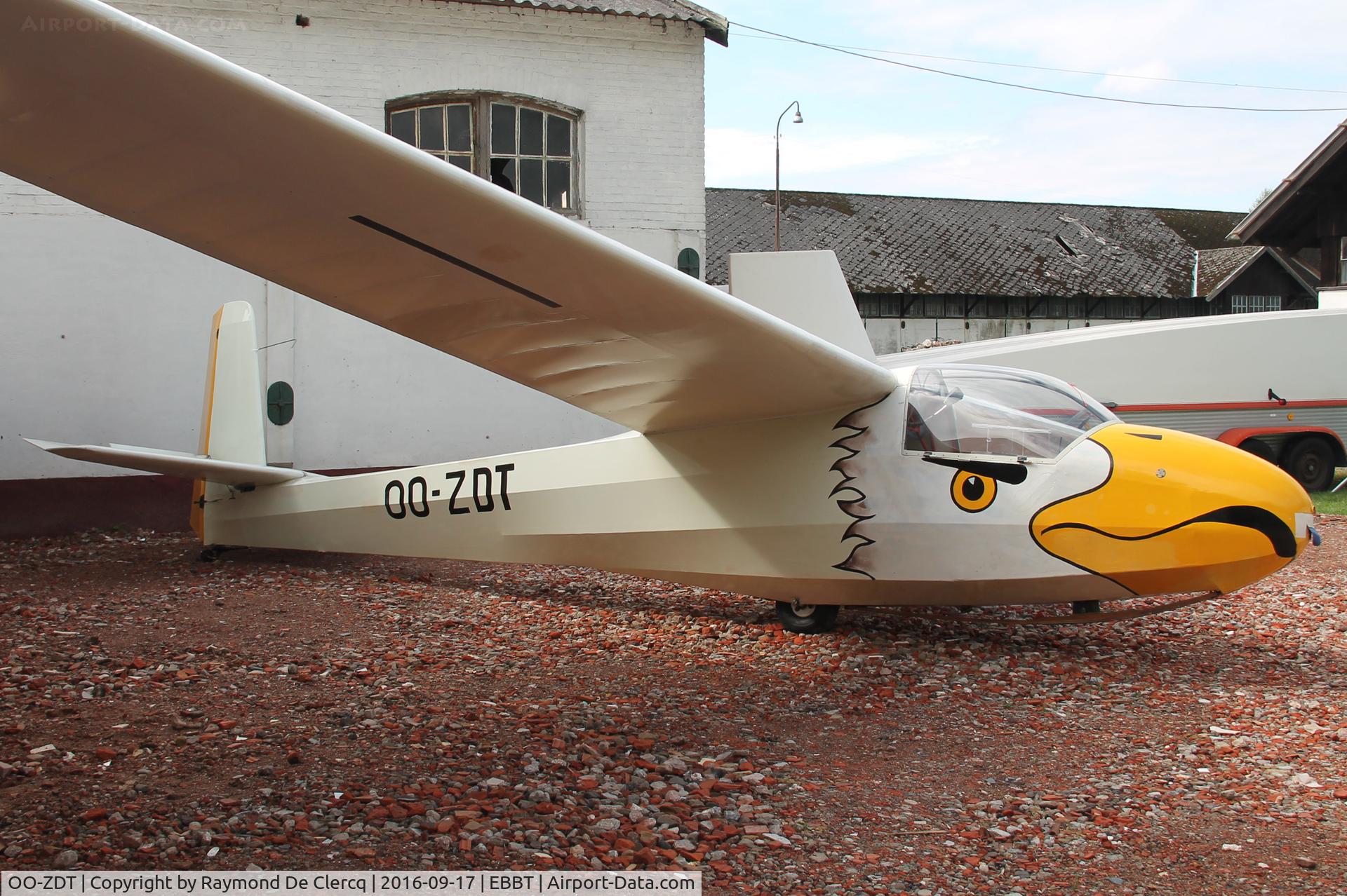 OO-ZDT, 1972 Schleicher Ka-8B C/N 8909, Flying Festival at Brasschaat.