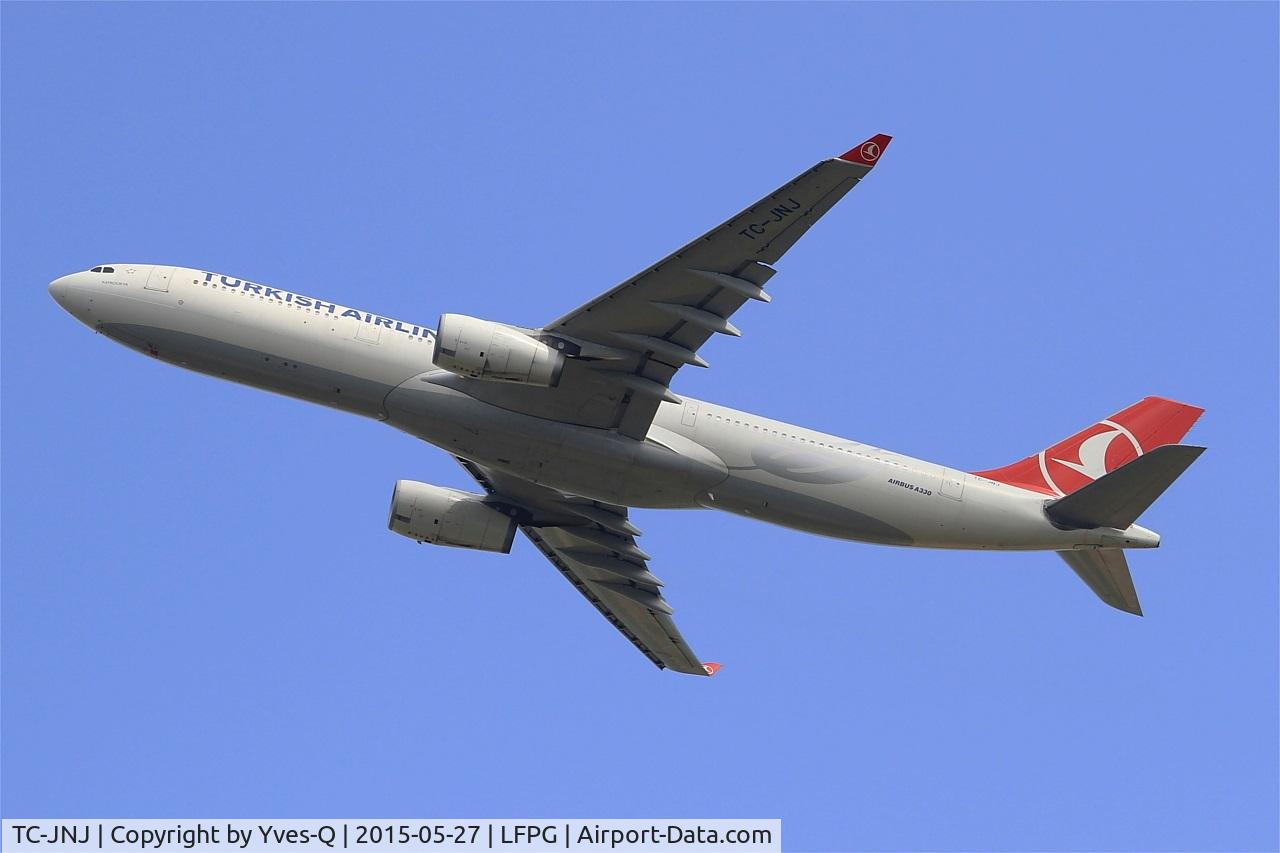 TC-JNJ, 2010 Airbus A330-343X C/N 1170, Airbus A330-343X, Take off Rwy 27L, Roissy Charles De Gaulle Airport (LFPG-CDG)