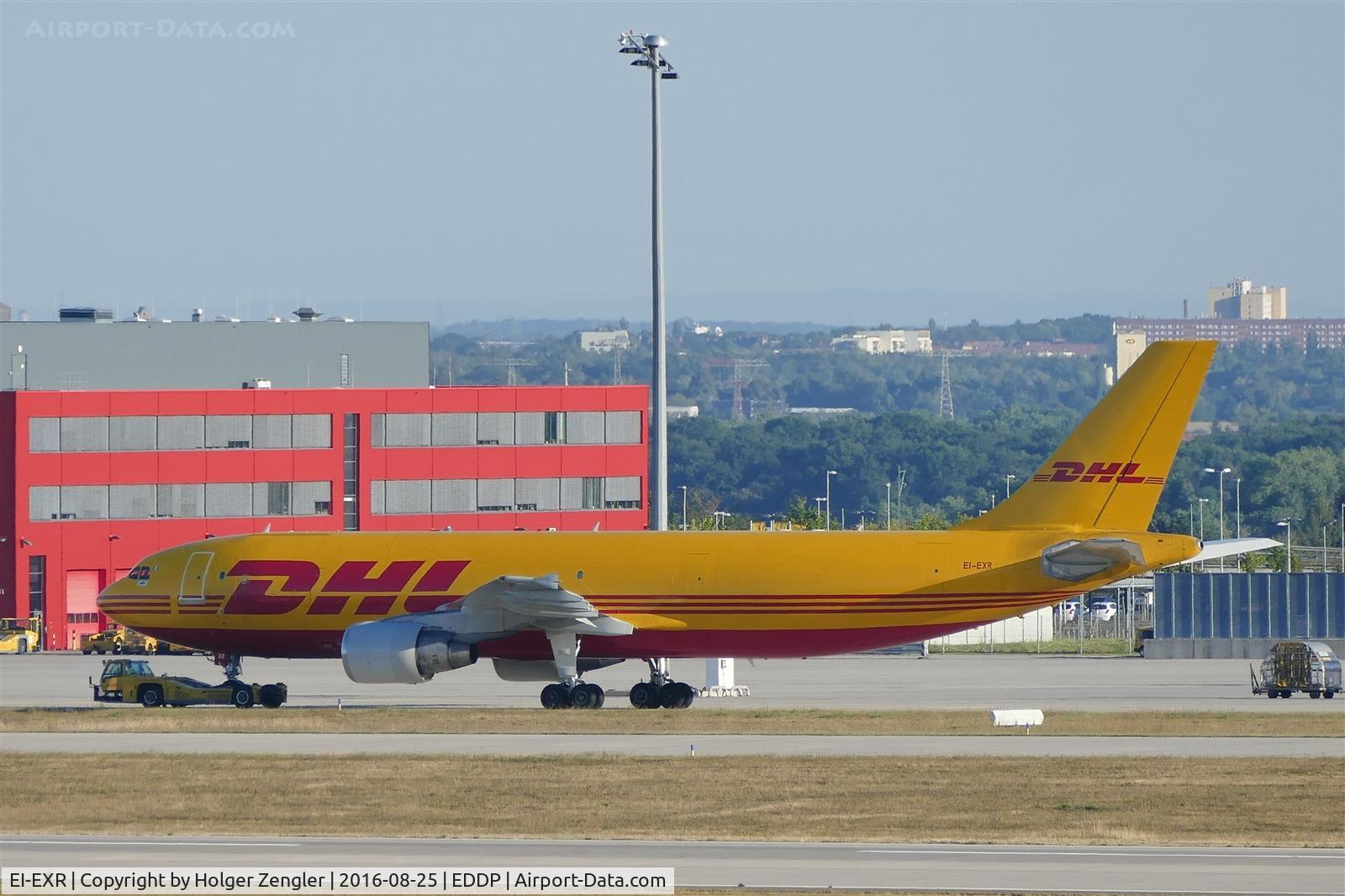 EI-EXR, 1992 Airbus A300B4-622R C/N 677, On taxi to apron 5....