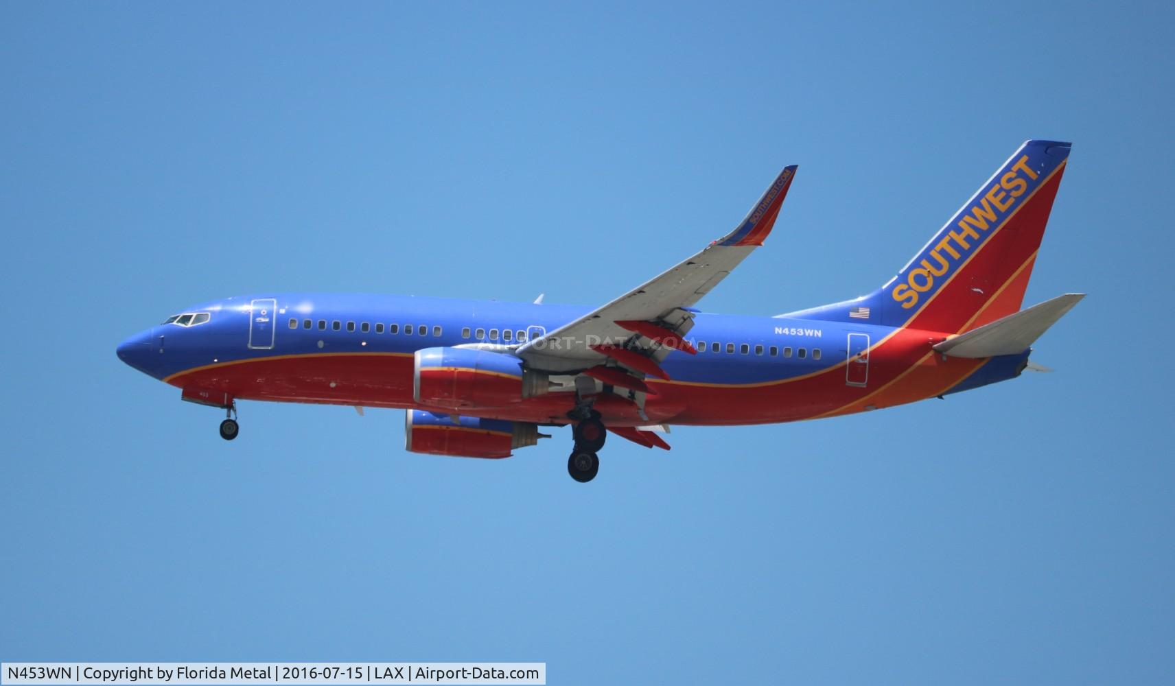 N453WN, 2004 Boeing 737-7H4 C/N 29847, Southwest