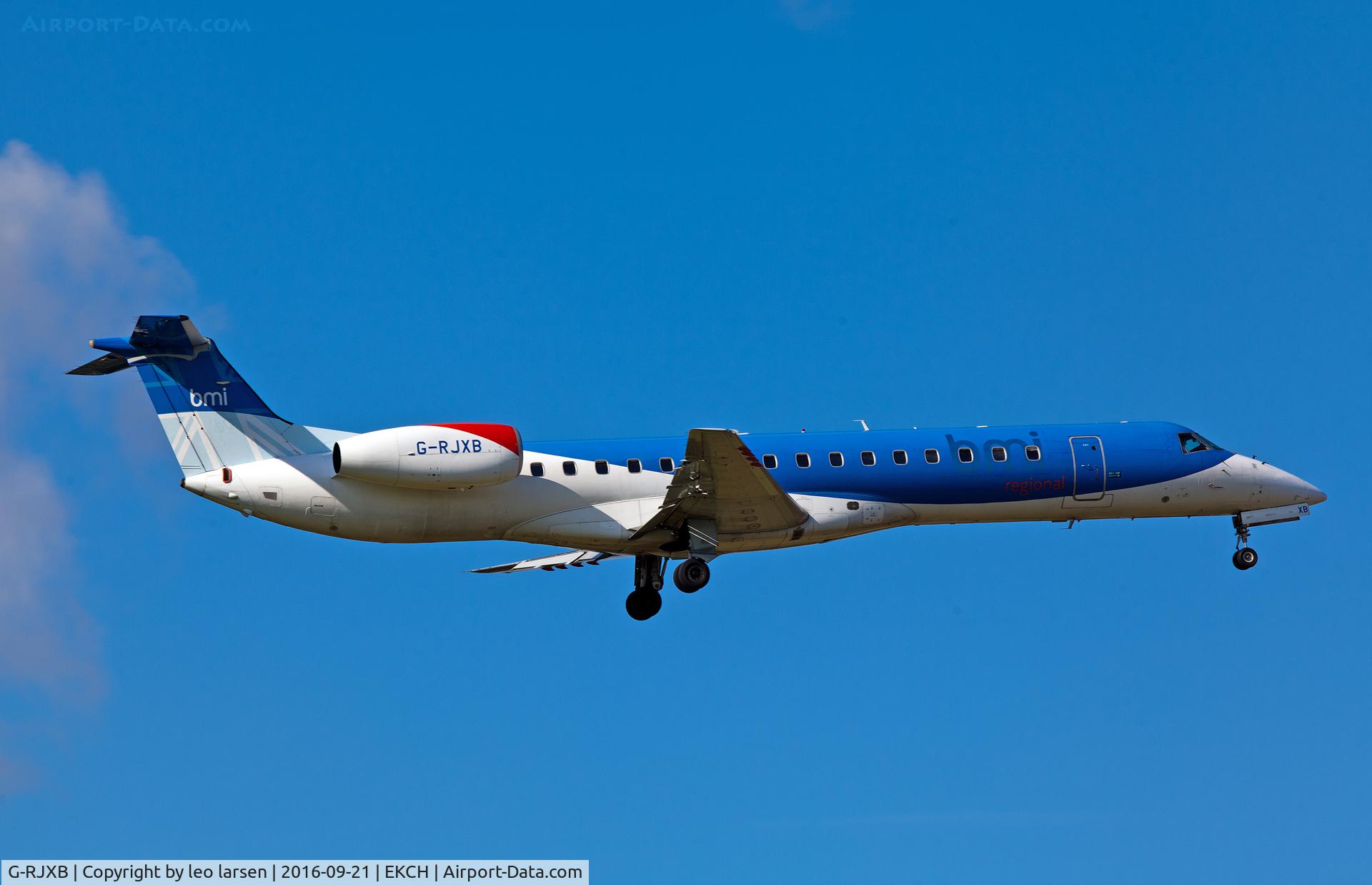 G-RJXB, 1999 Embraer EMB-145EP (ERJ-145EP) C/N 145142, Copenhagen 21.9.16