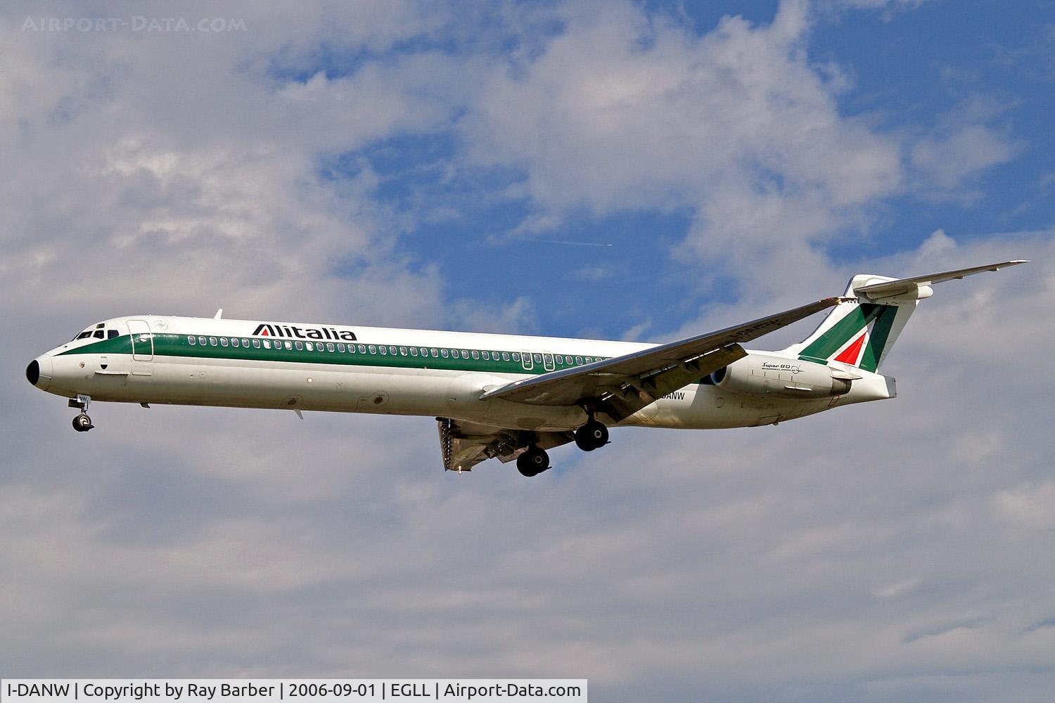 I-DANW, 1992 McDonnell Douglas MD-82 (DC-9-82) C/N 53206, McDonnell Douglas DC-9-82 [53206] (Alitalia) Heathrow~G 01/09/2006. On finals 27L.