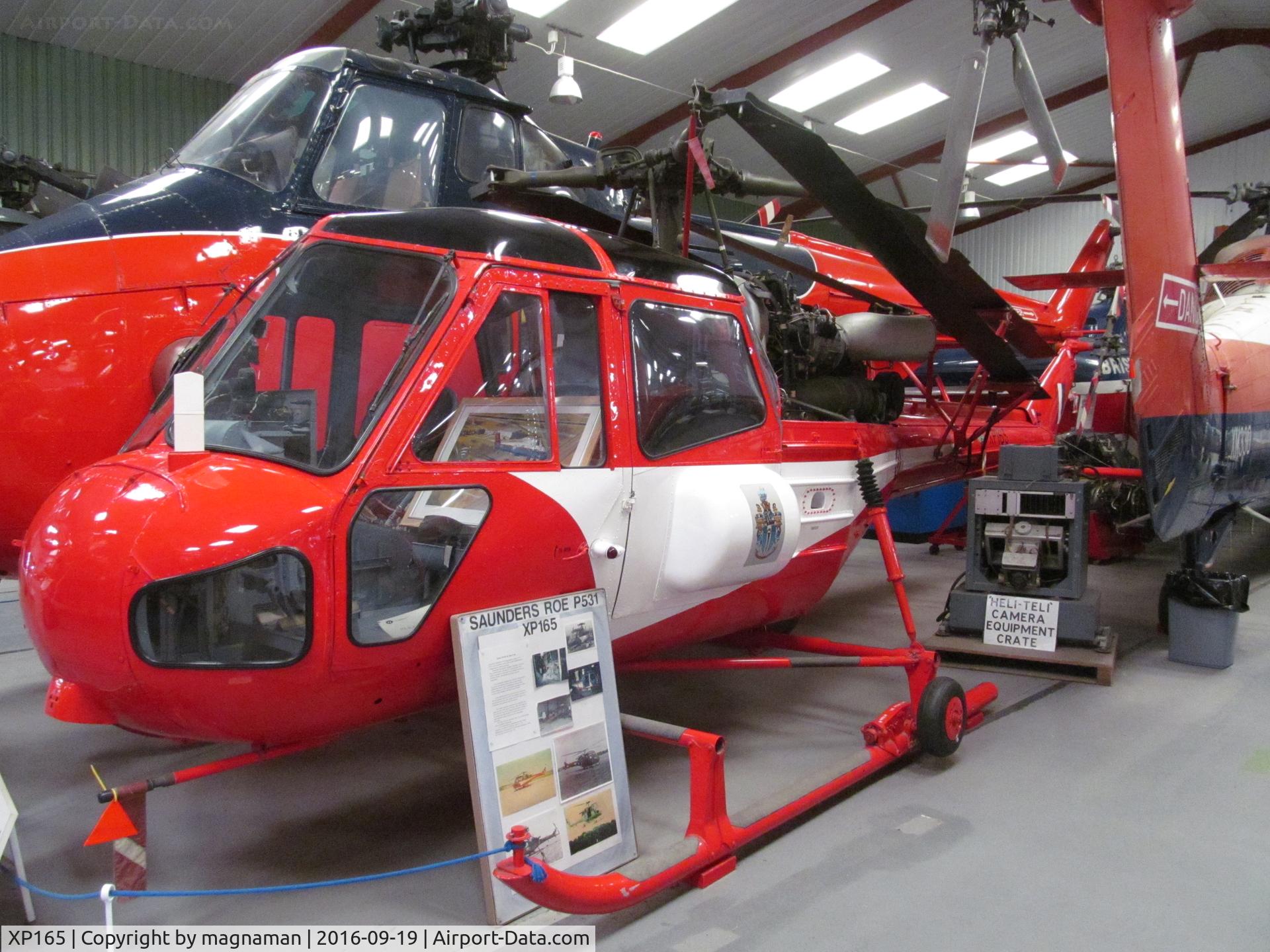 XP165, 1960 Westland Scout AH.1 C/N S2/8437, smart colours