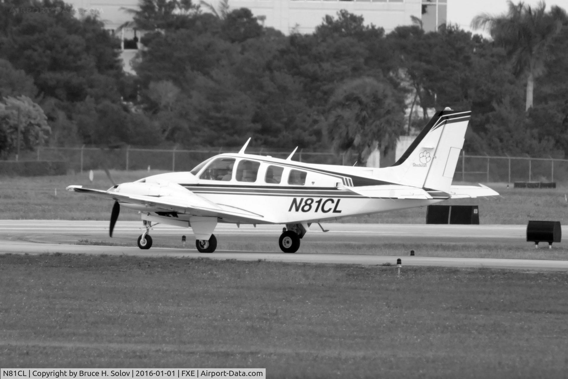 N81CL, 1981 Beech 58 Baron C/N TH-1296, ready for departure