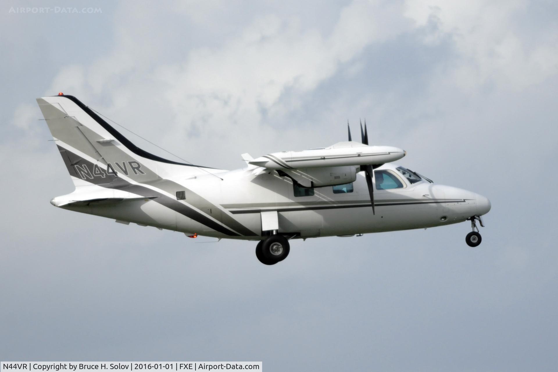 N44VR, Mitsubishi MU-2B-40 Solitaire C/N 432 S.A., approach to runway 9