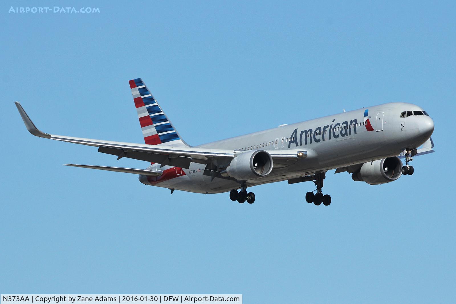N373AA, 1992 Boeing 767-323 C/N 25200, American Airlines arriving at DFW Airport