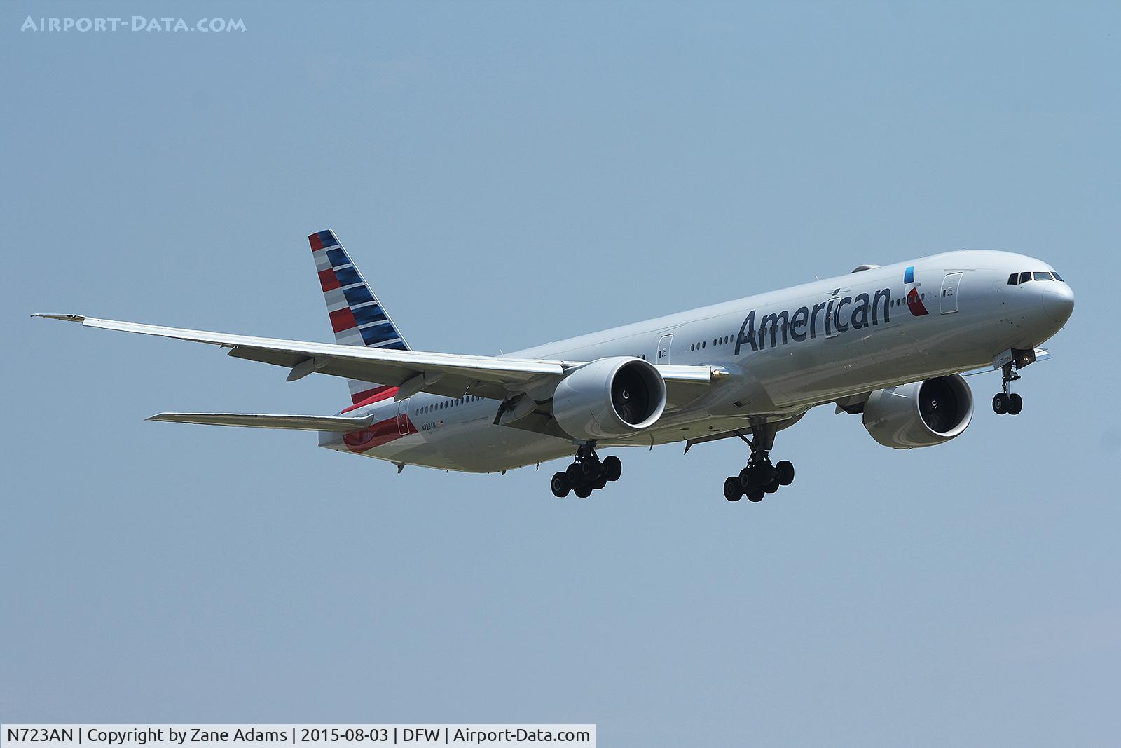N723AN, 2013 Boeing 777-323/ER C/N 33125, American Airlines arriving at DFW Airport
