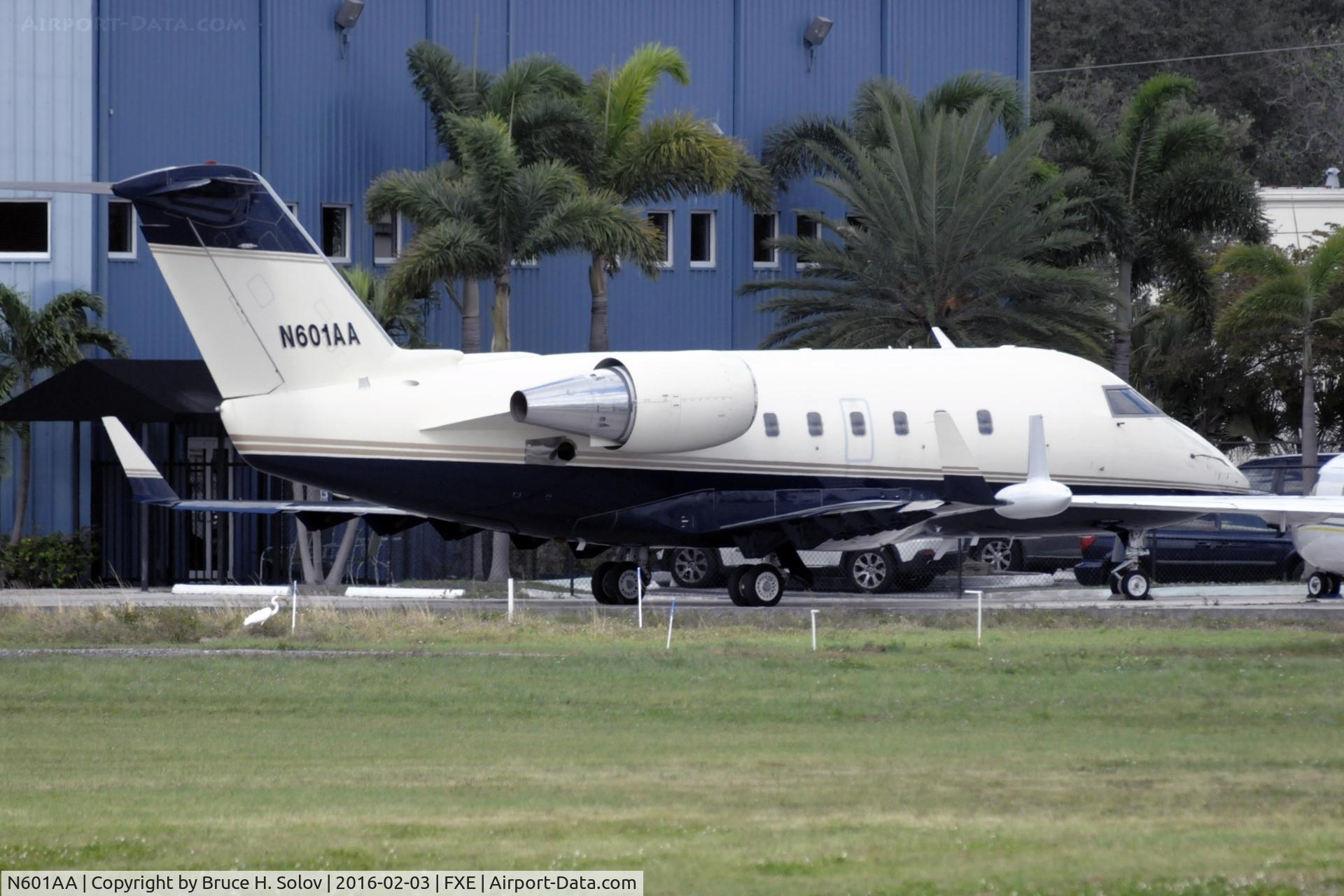 N601AA, 1986 Canadair Challenger 601 (CL-600-2A12) C/N 3061, parked at FXE