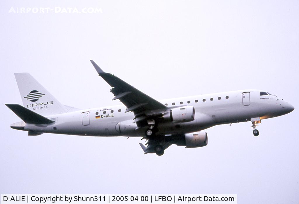 D-ALIE, 2004 Embraer 170LR (ERJ-170-100LR) C/N 17000059, Landing rwy 32L