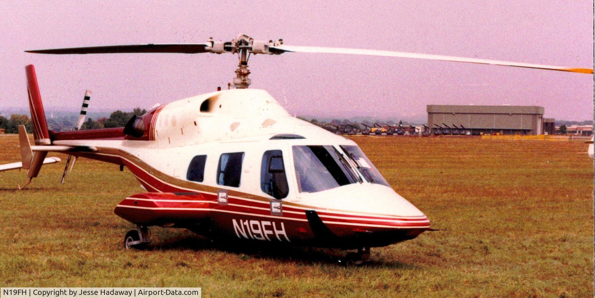 N19FH, Bell 222 C/N 47046, Flew this aircraft in the Baltimore/Washington/New York area.