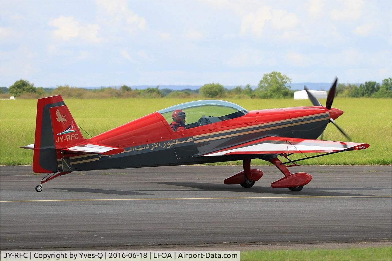 JY-RFC, 2007 Extra EA-300 C/N 1241, Extra EA-300, Taxiing to holding point rwy 24, Avord Air Base 702 (LFOA) Open day 2016