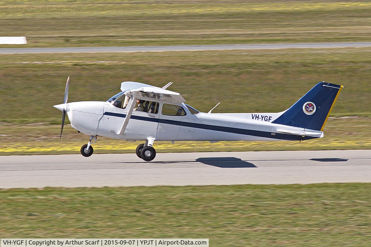 VH-YGF, 2011 Cessna 172R C/N 17281576, Jandakot WA