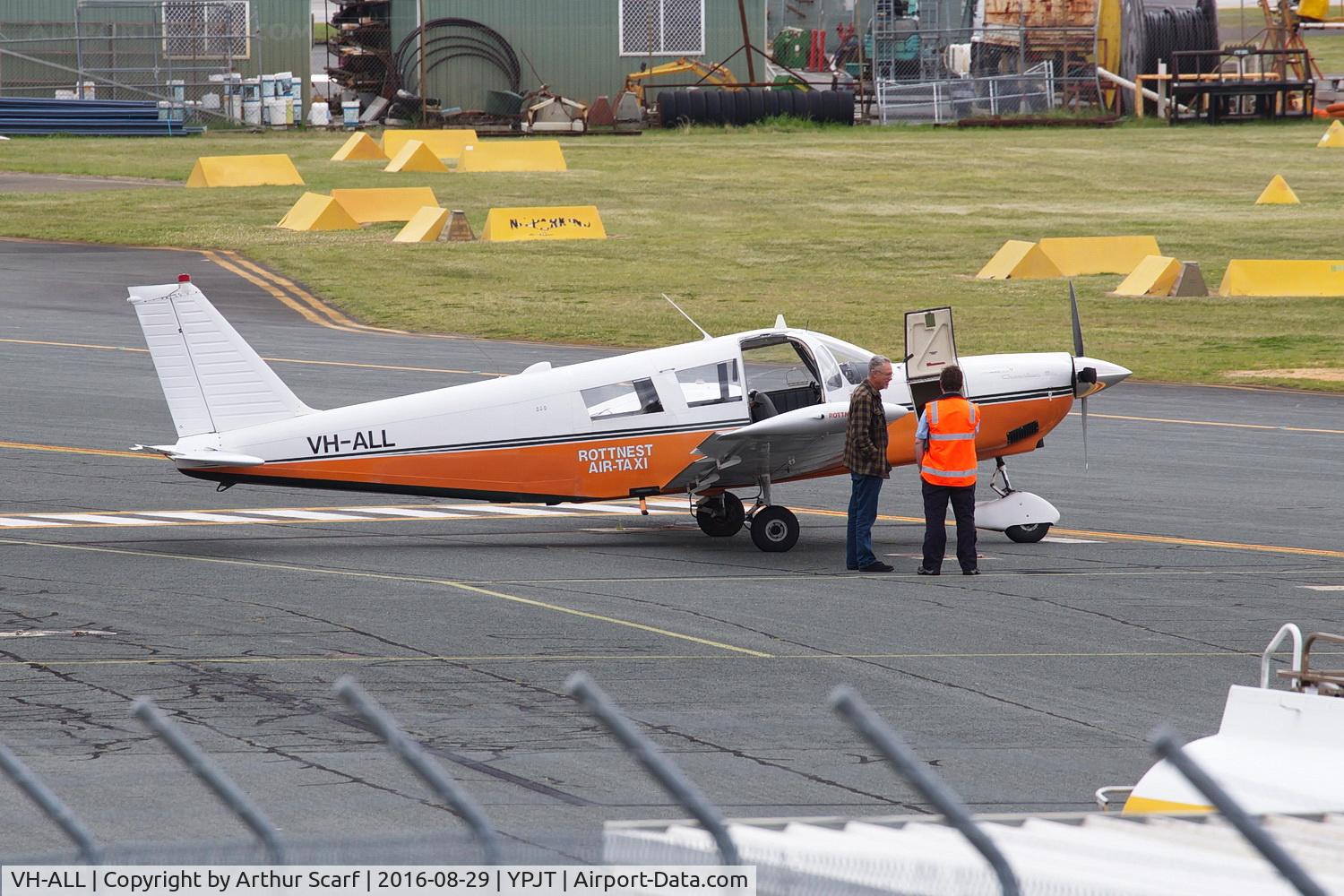 VH-ALL, 1965 Piper PA-32-260 Cherokee Six Cherokee Six C/N 32-3, Jandakot WA