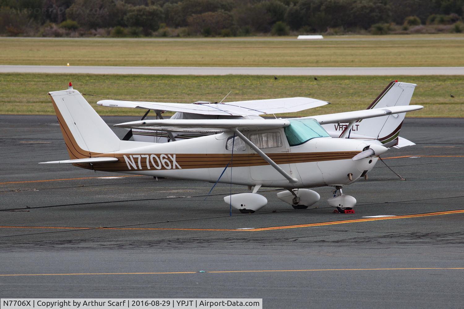 N7706X, 1960 Cessna 172B C/N 17248206, Jandakot WA