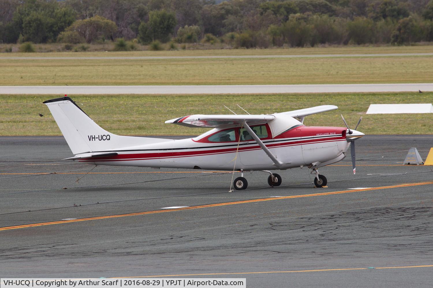 VH-UCQ, 1981 Cessna R182 Skylane RG C/N R18201642, Jandakot WA